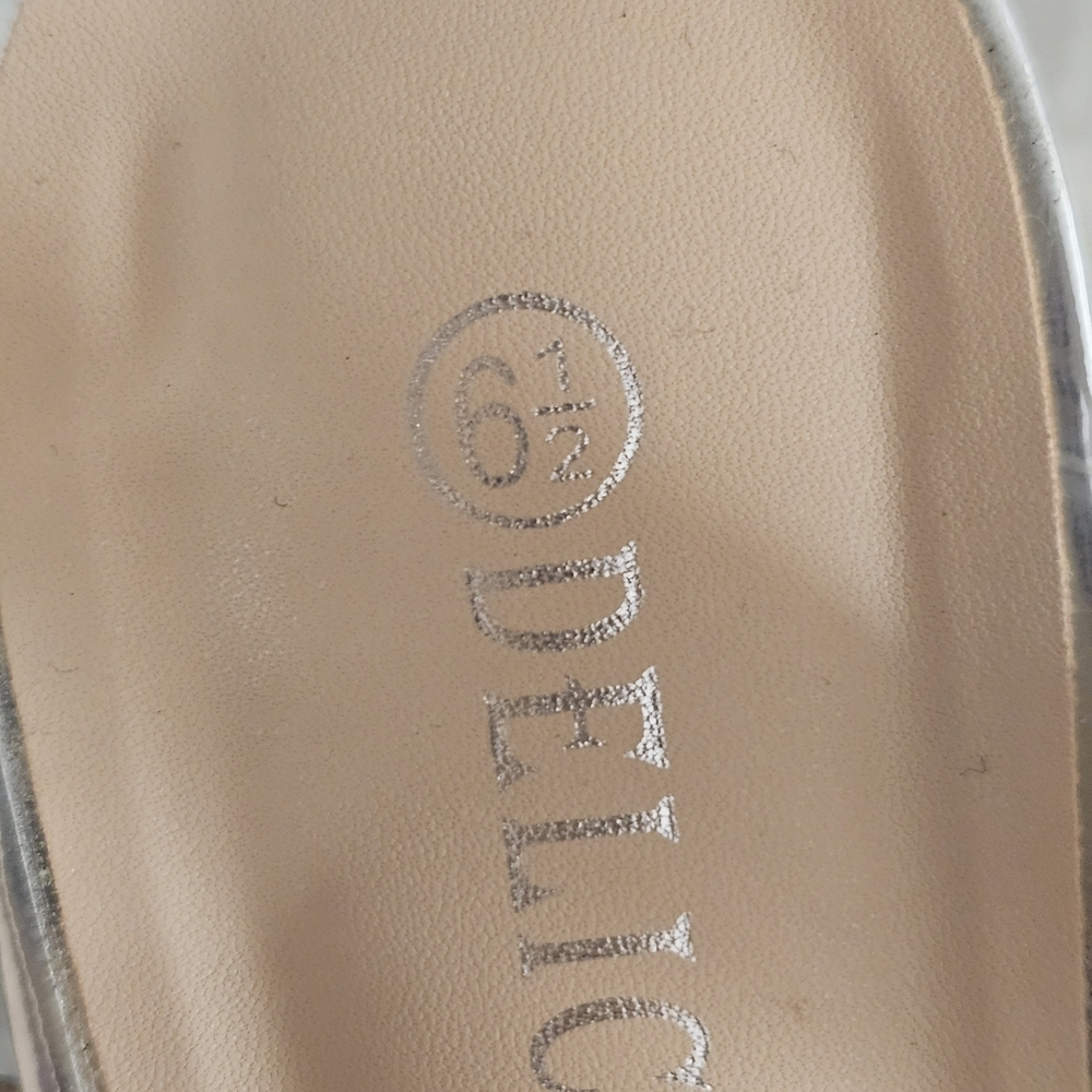 Delicacy Silver Glitter Block Heel Sandals - Picture 6 of 9